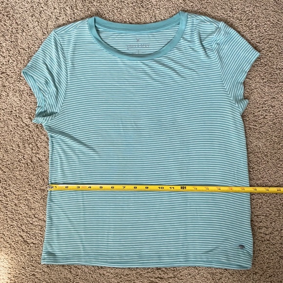 Women’s Medium Crop T-shirt- American Eagle - Picture 5 of 6